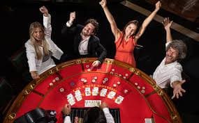 Live-dealer table and esports market integration on gayatoto login